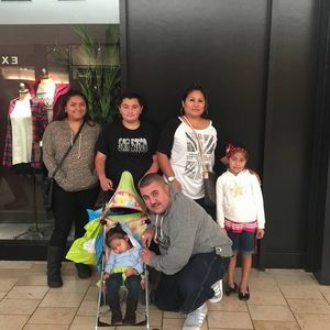 Meet your Posher, Isabel